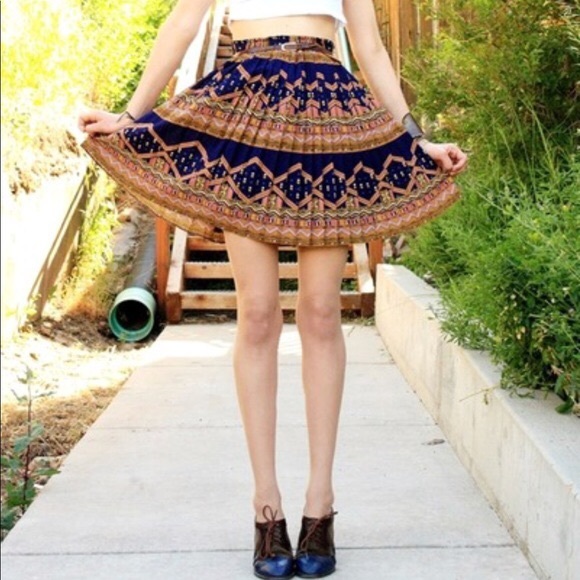 Anthropologie Dresses & Skirts - Anthropologie Pleated Tribal Mini Skirt